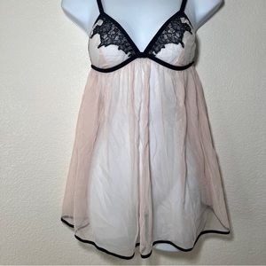 VICTORIA SECRET LINGERIE BABY DOLL
